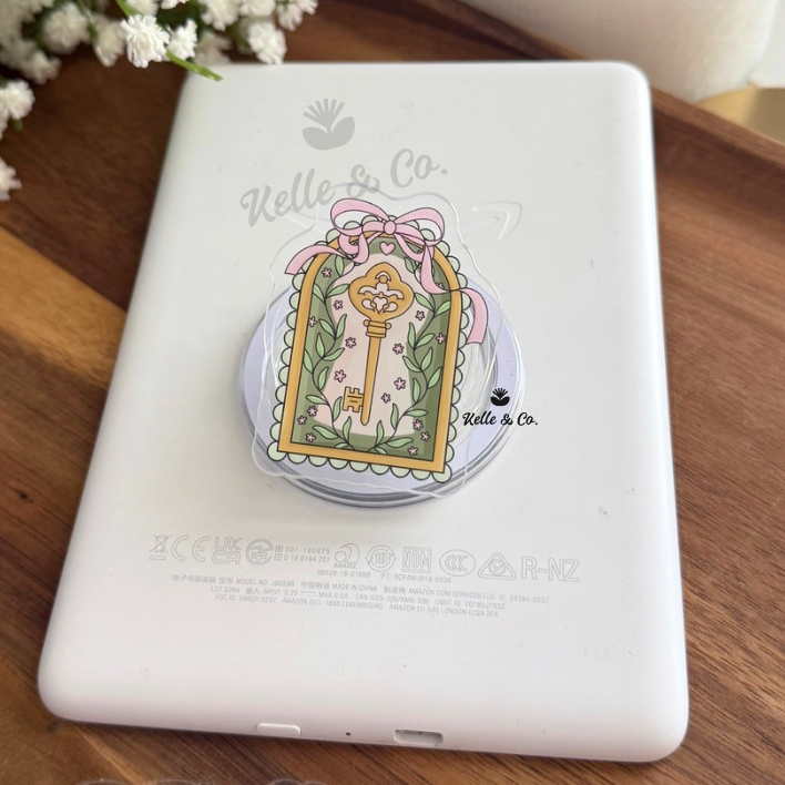 Fantasy Reader | Kindle Grip MagSafe | kindle case | books