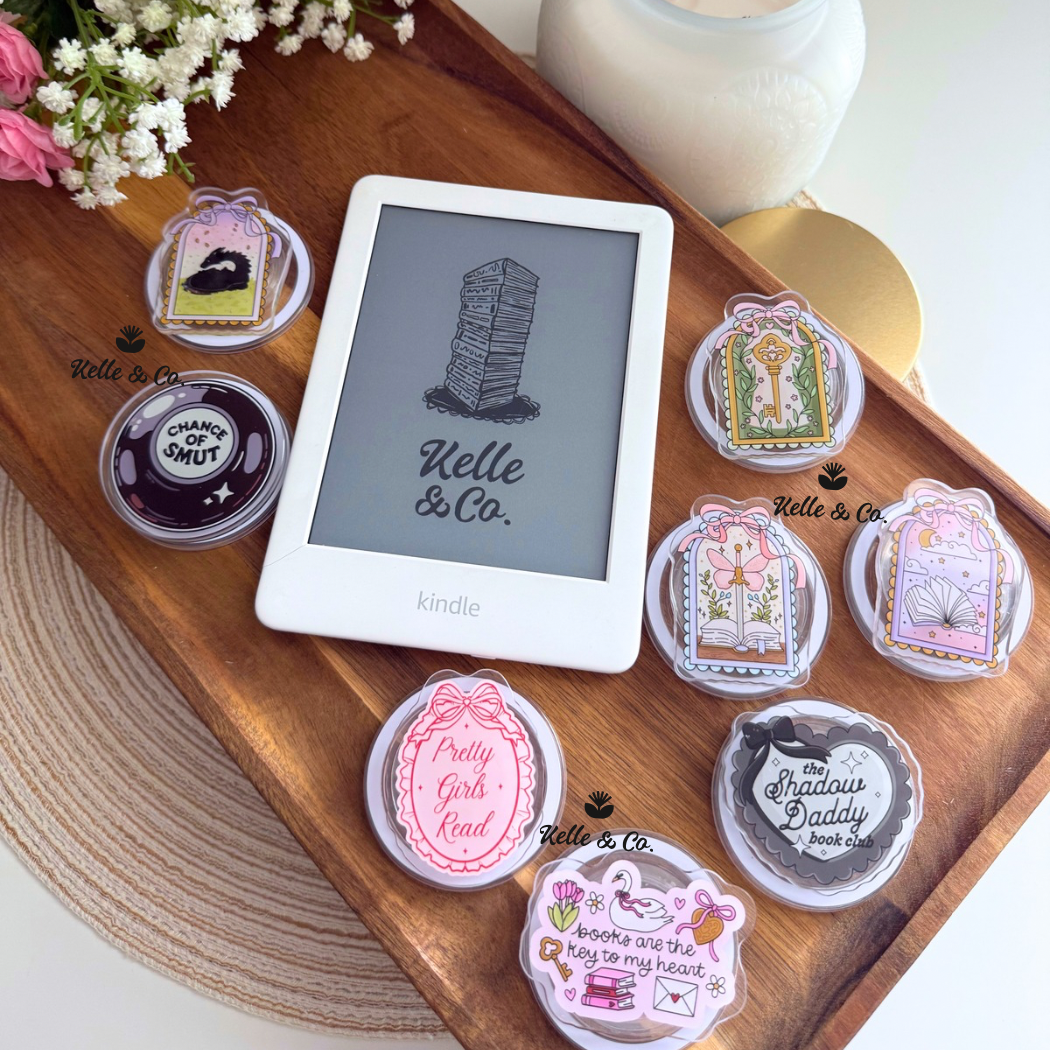 Fantasy Reader | Kindle Grip MagSafe | kindle case | books
