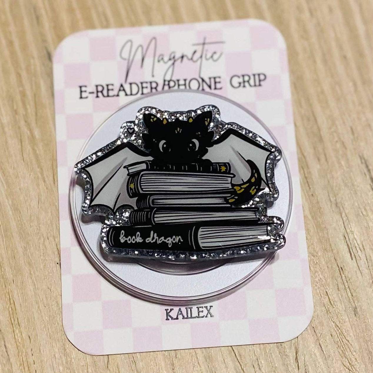 Book Dragon Magnetic Grip